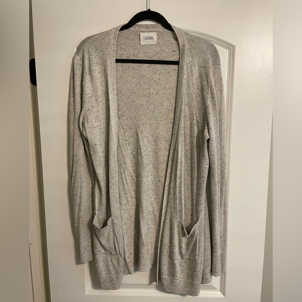 Women’s Gray Stitches + Stripes Cardigan Size Large